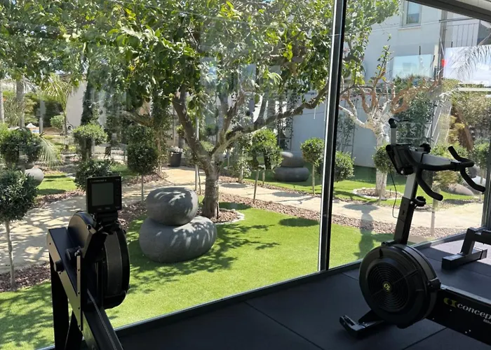 Oasis By The Sea - Cyprus Larnaca