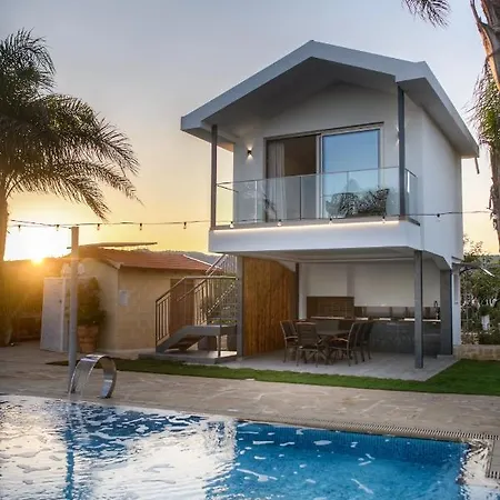 Oasis By The Sea - Cyprus Semesterbostad Larnaca