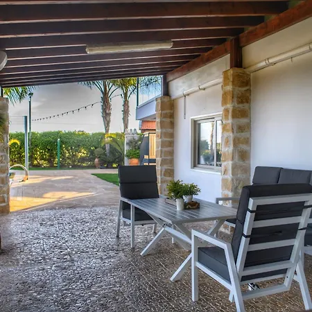 Oasis By The Sea - Cyprus Semesterbostad *